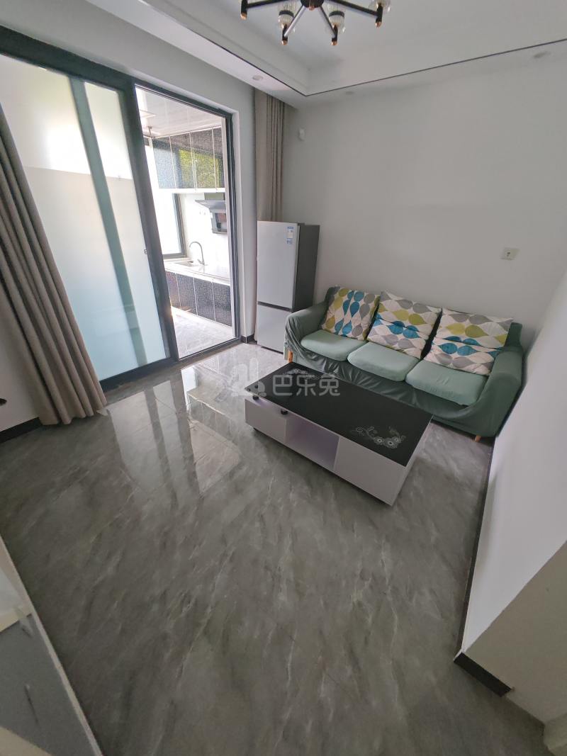 佘北家园银杏苑14703155客厅图4