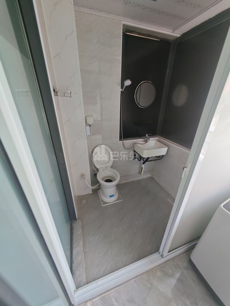 佘北家园银杏苑14703155卫生间图6