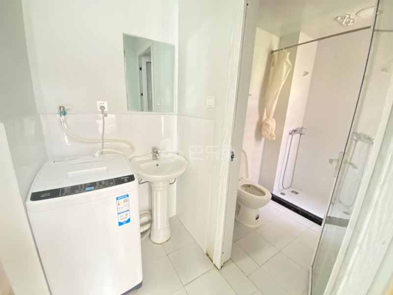 金海华城康平佳苑14703178卫生间图3