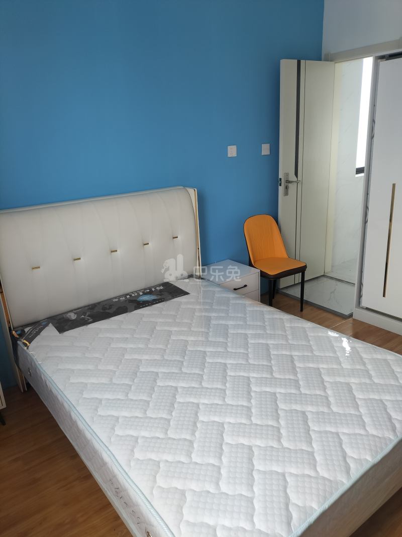 书香嘉苑14726388卧室图2