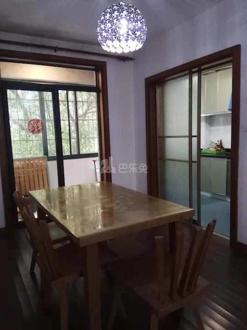 春港丽园14748307卧室图4