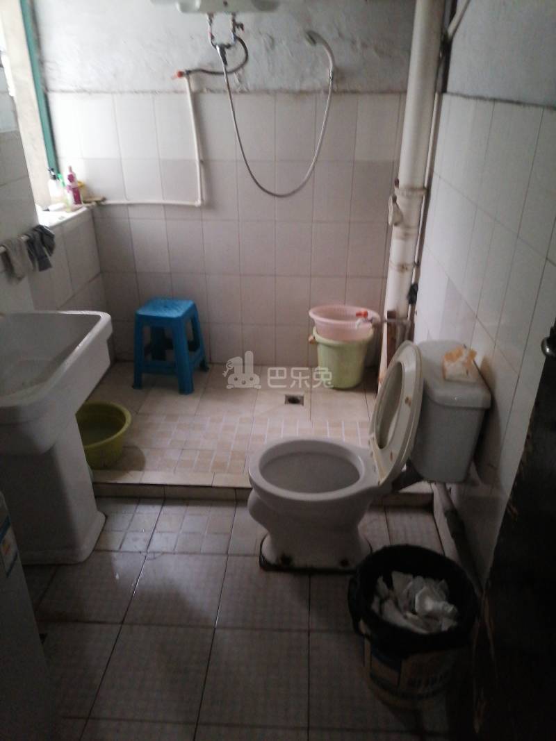 润江花苑3082696卫生间图9