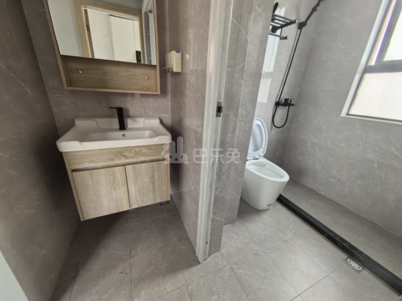 齐友佳苑14758153卫生间图2