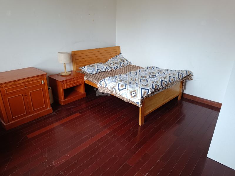 海申花园14761184卧室图3