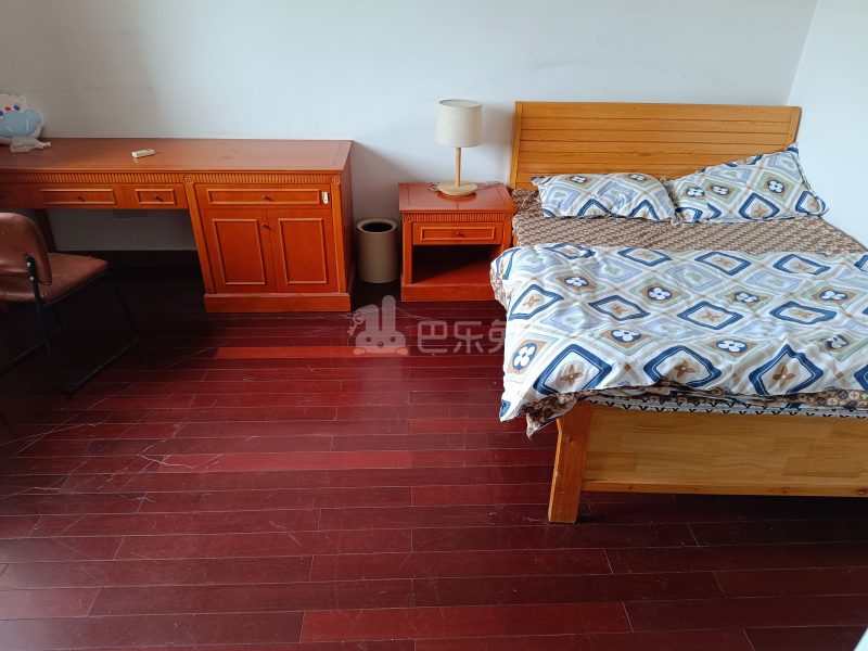 海申花园14761184卧室图0