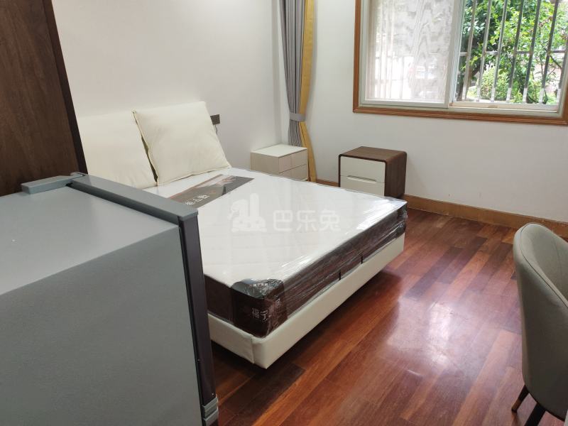 五彩星辰14763827卧室图0