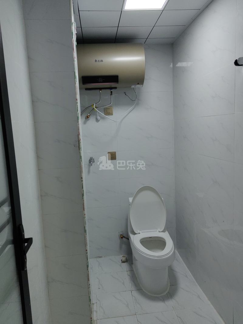 永灵小区（阳城路101弄）14811563卫生间图8