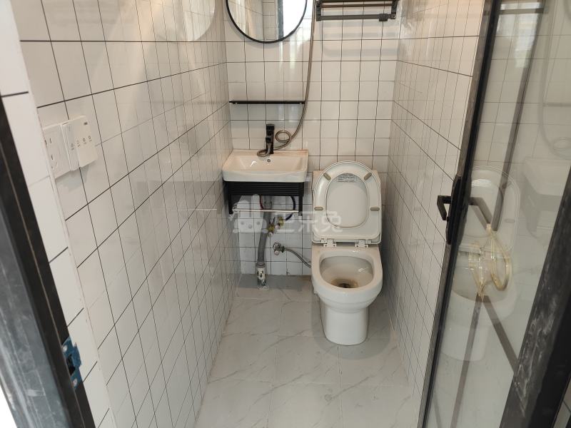 高行绿洲三期14829715卫生间图11