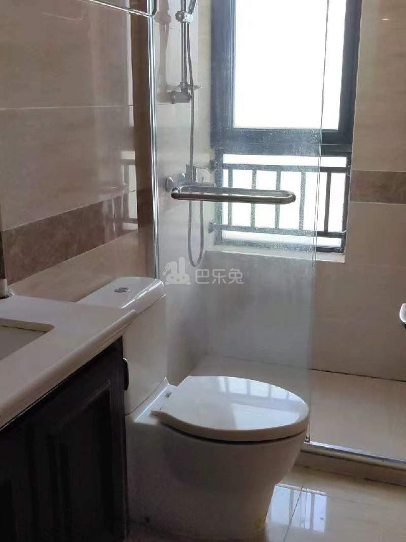 浦东颐景园三期14839479卫生间图5