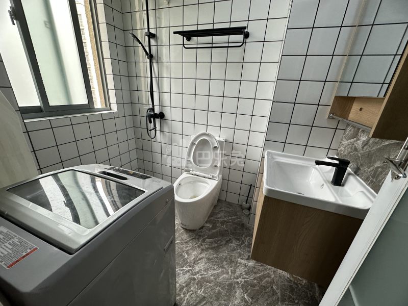 唐丰苑14842540卫生间图5