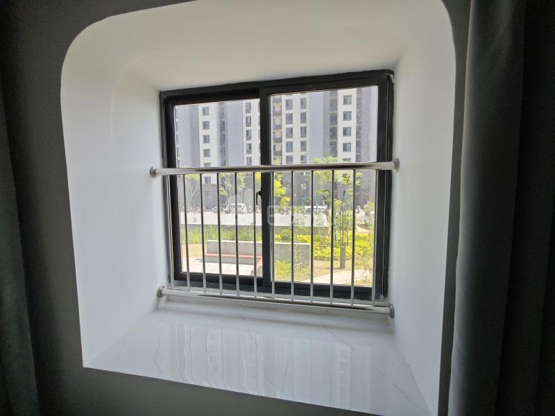 外冈和苑14891693卧室窗户图7