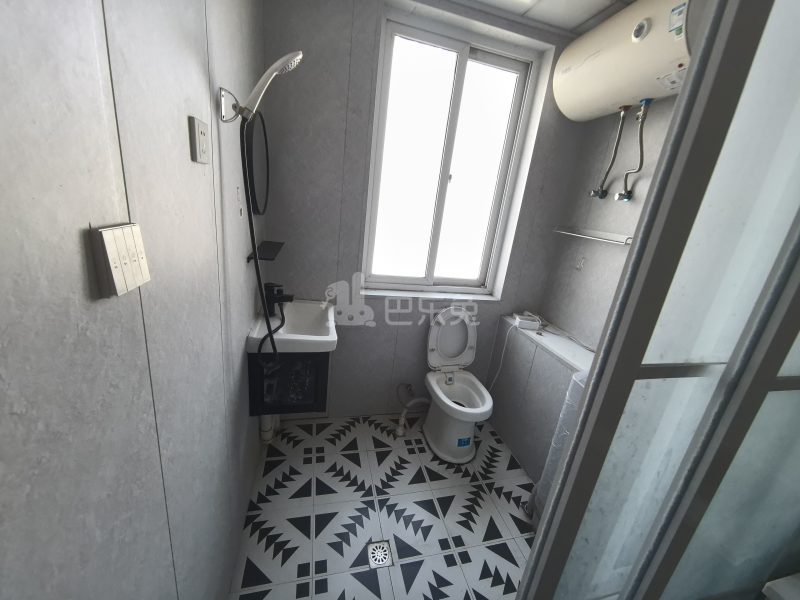 巷佳华苑1期14964237卫生间图5