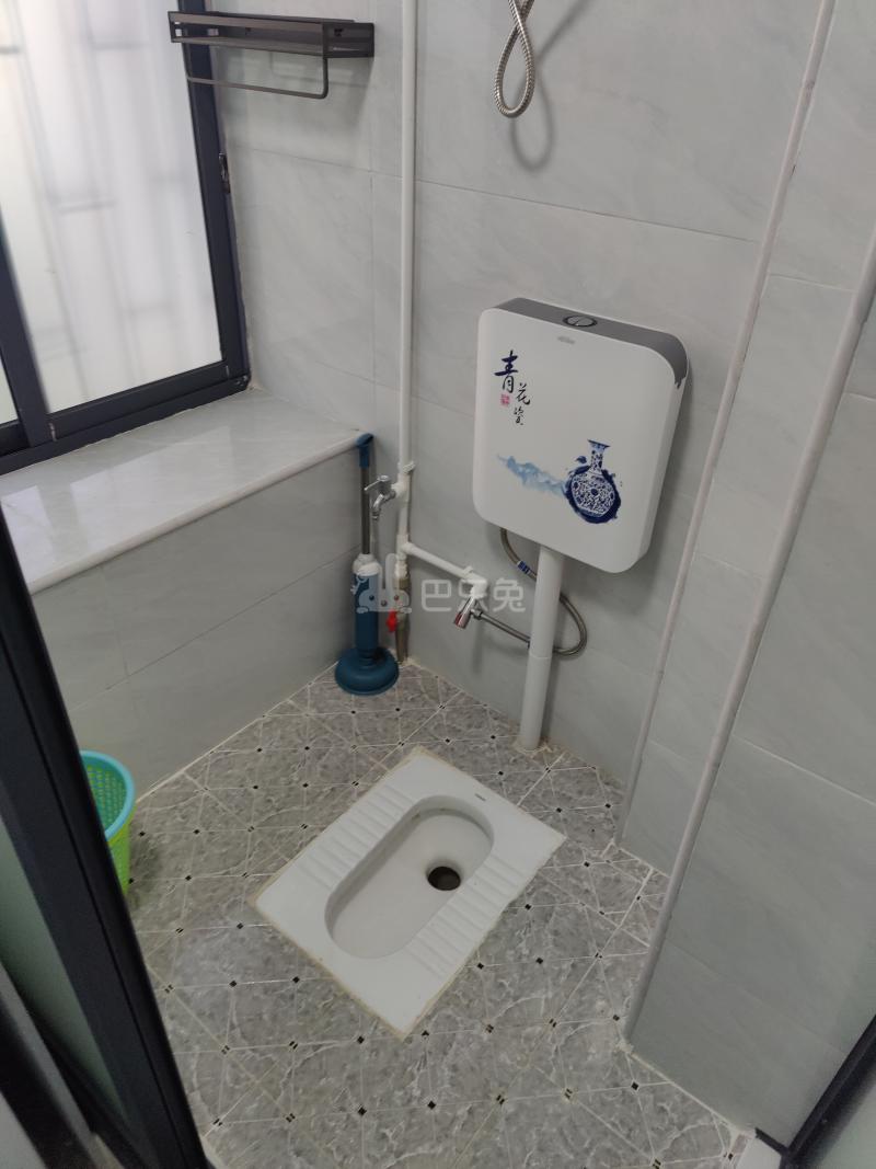 海映山庄14965508卫生间图5