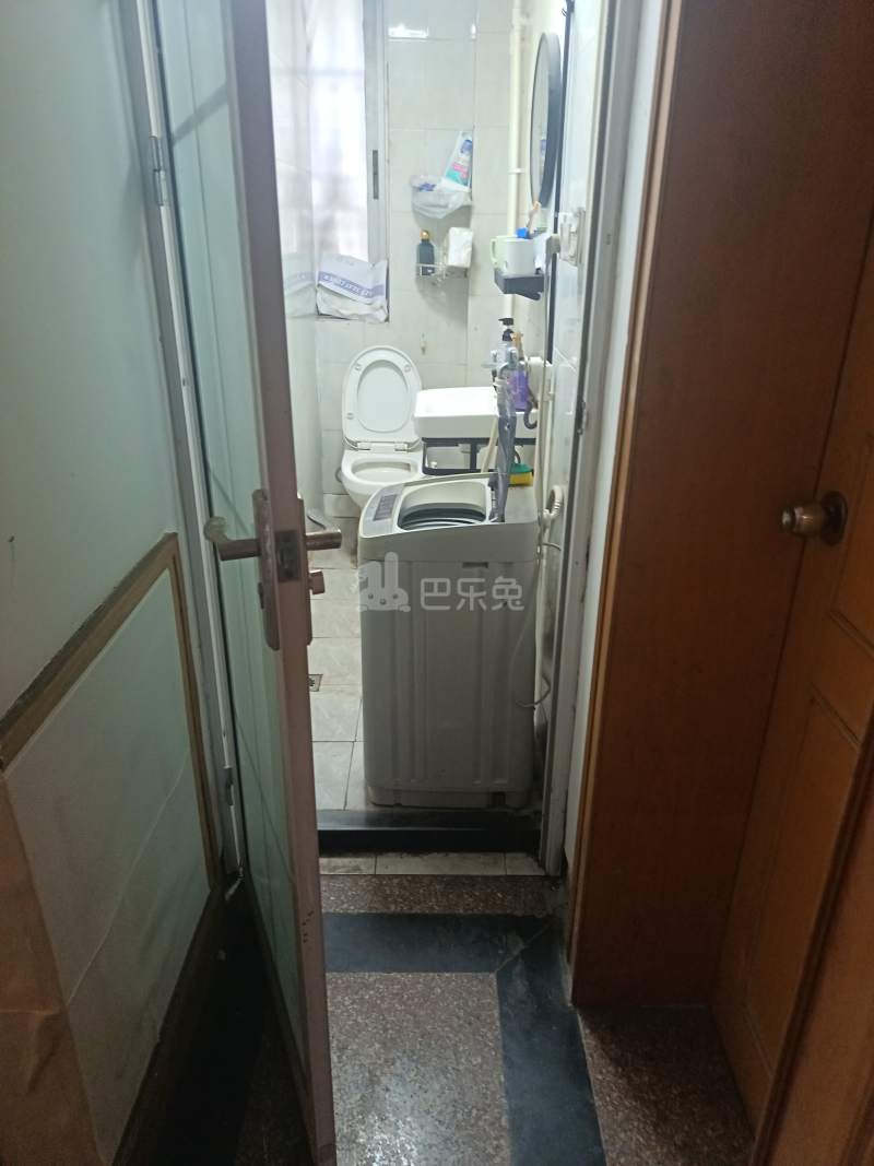 广顺小区14977366卫生间图5