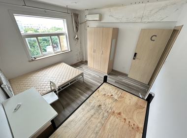 张江东区公寓 1室0厅0卫