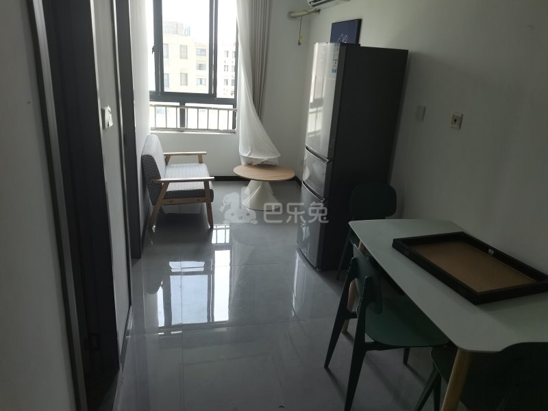 华泾绿苑15002986客厅图7