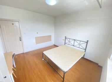 张江东区公寓 1室0厅0卫