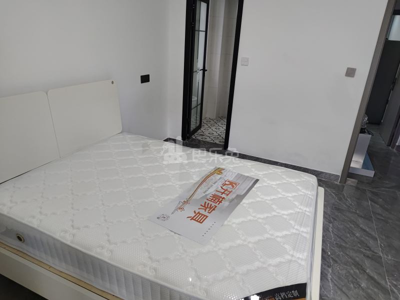 莘松七村15073809卧室图1