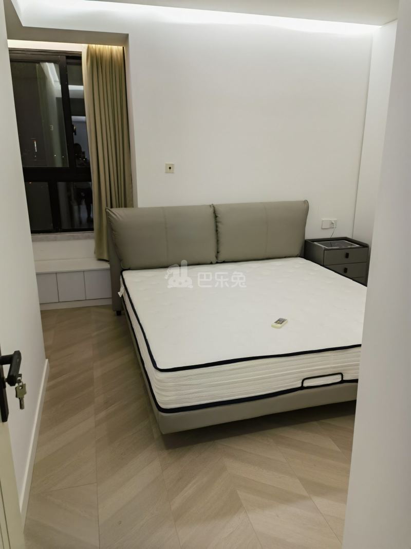 粤秀名邸15082634卧室图0