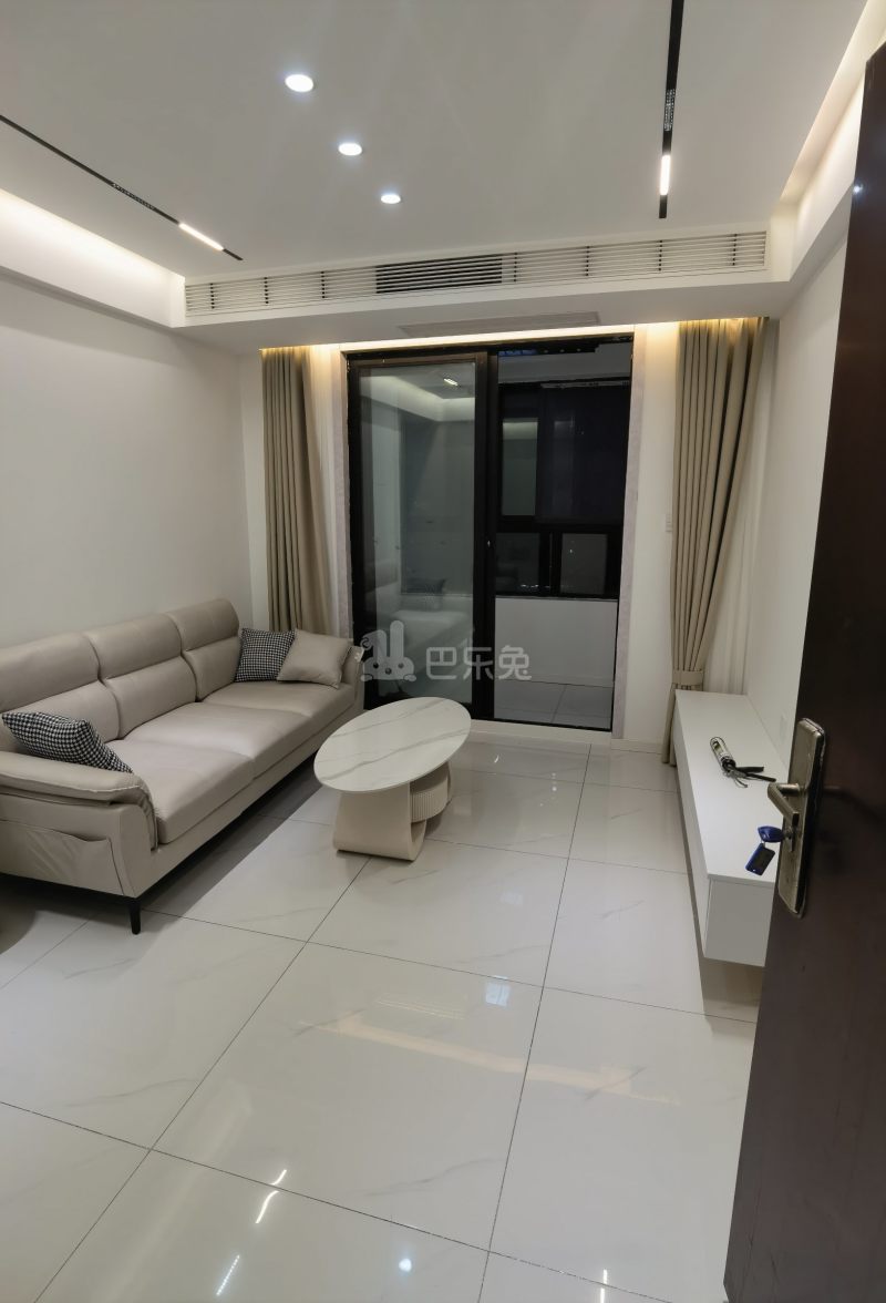 粤秀名邸15082634客厅图4