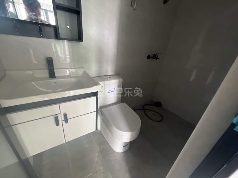 嘉定通用国际（昱翔佳苑）15083123卫生间图7