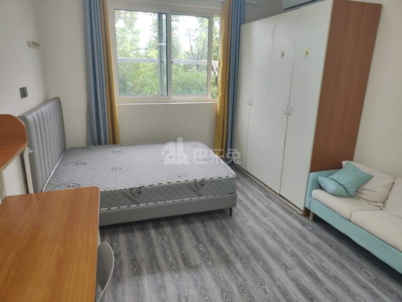 美罗家园罗秀苑15121637卧室图2