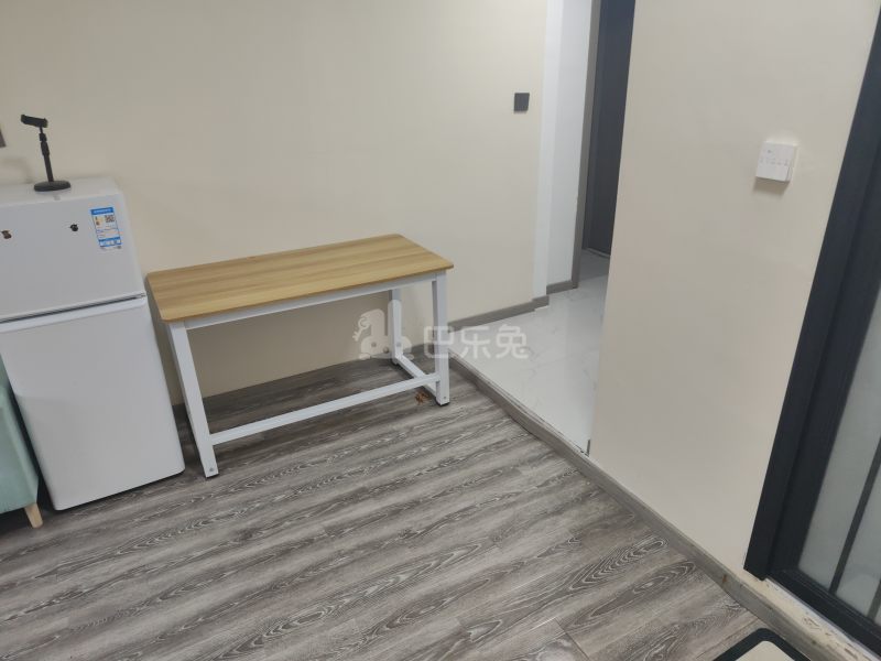 美罗家园罗秀苑15121637卧室图3