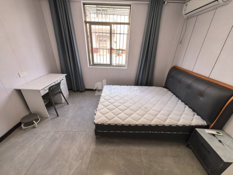 光辉村曙光15141710卧室图2