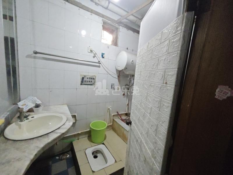 海王小区1526806卫生间图5