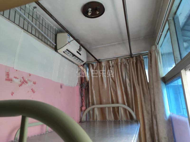 海王小区1526806卧室图0