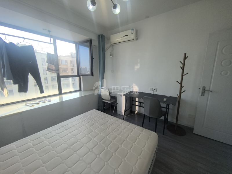 宝地佘山1号小区15356726卧室图3