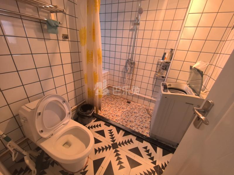 宝地佘山1号小区15356726卫生间图11