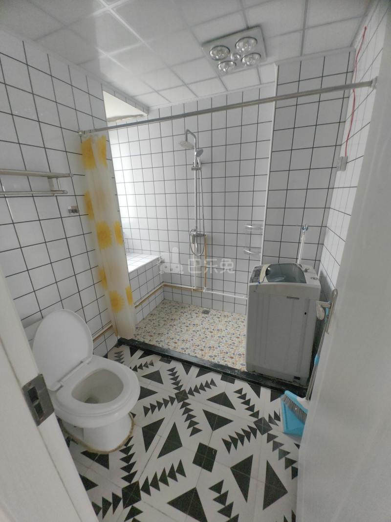 宝地佘山1号小区15356726卫生间图13