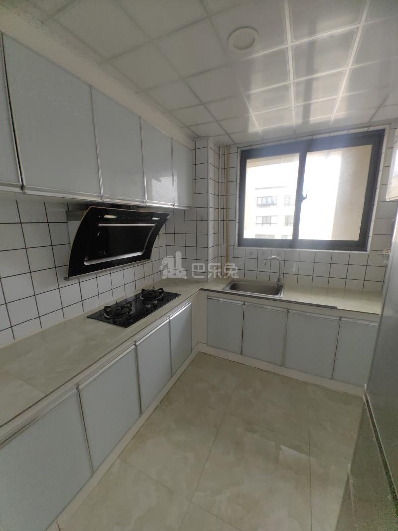 宝地佘山1号小区15356726厨房图9