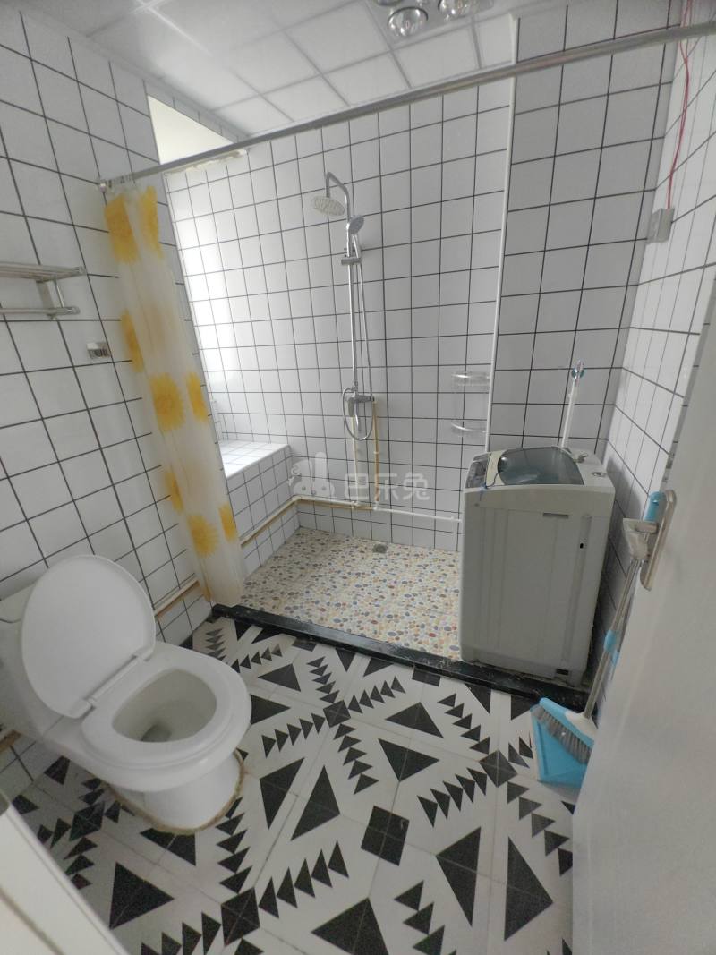 宝地佘山1号小区15356726卫生间图14