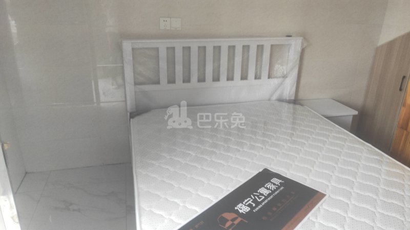 茵芳小区（九泾路680弄）1536985卧室图2