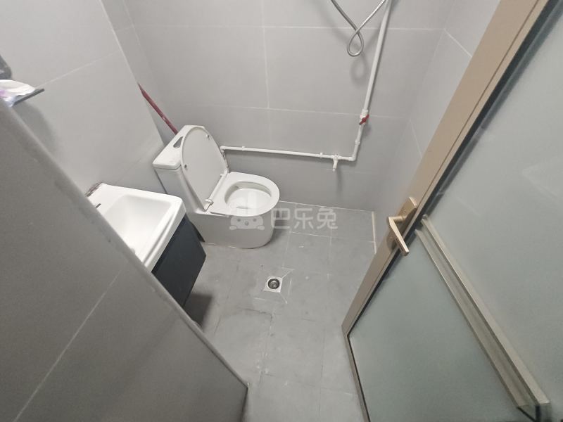 海湾花园15394458卫生间图12