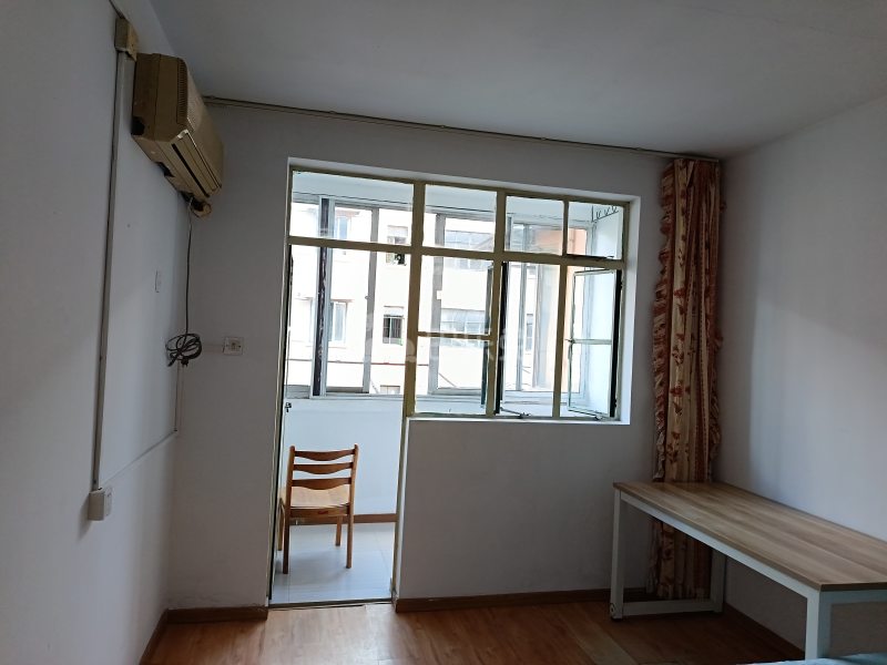 金龙新村15441143卧室窗户图11