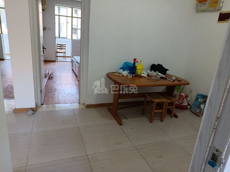 金龙新村15441143客厅图5