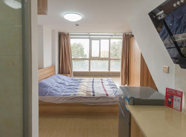 芦荟公寓（四栋） 1室0厅1卫