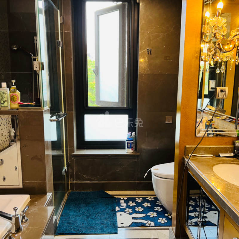 金地佘山天境15449835卫生间图10