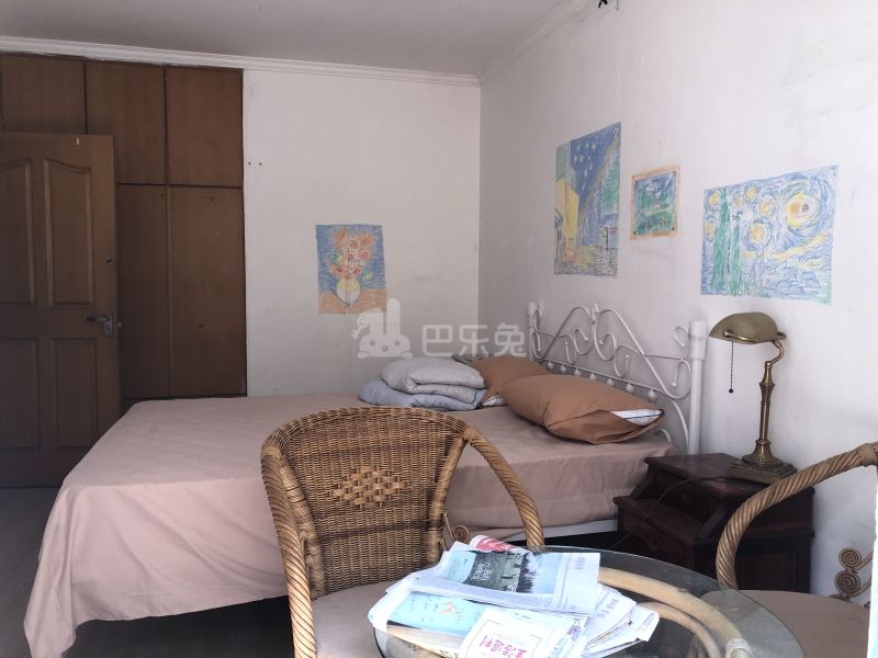 华师大一村15523629卧室图1