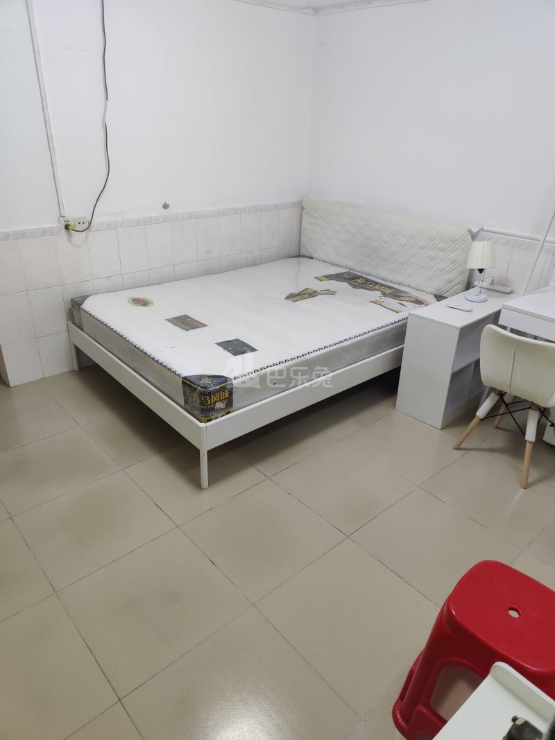 南山村15525619卧室图0