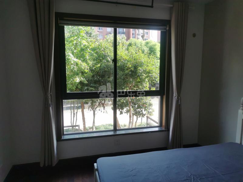 见龙苑15537966卧室窗户图11