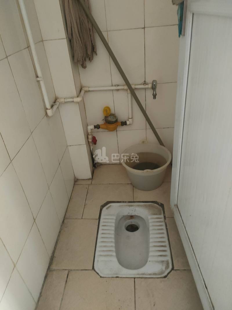 景翠苑1566236卫生间图4