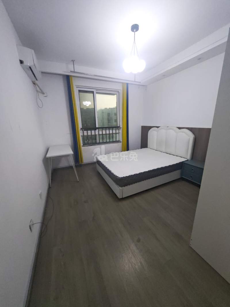 张弄富苑15671781卧室图0