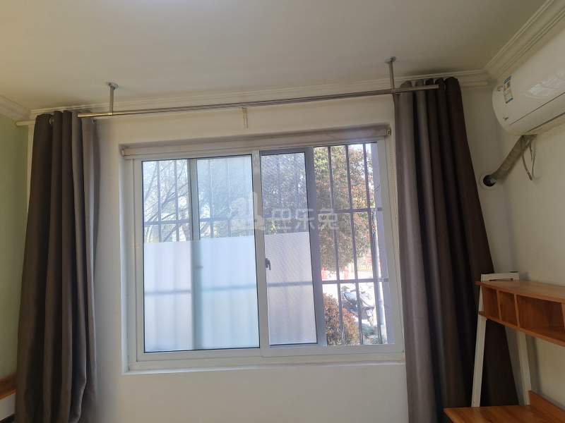 云翔佳苑南区（嘉年路651弄）15927765卧室窗户图6