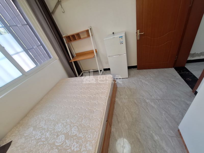 云翔佳苑南区（嘉年路651弄）15927765卧室图2