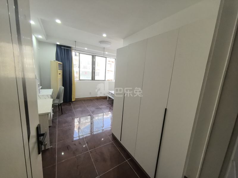 新青浦花苑一区15953520卧室图0