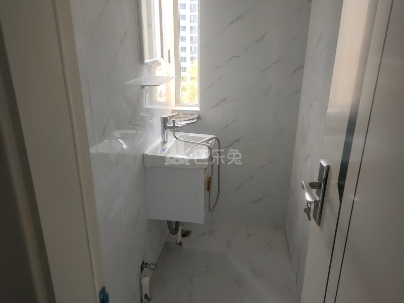 练祁佳苑15963546卫生间图10